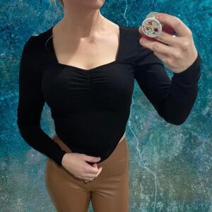 Long sleeve Sweetheart Neck Ribbed Knot Top - XL